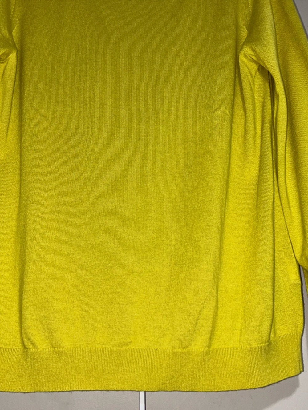 Banana Republic Women’s Lightweight Silk and Cashmere Crewneck Sweater - Yellow - Picture 2 of 8